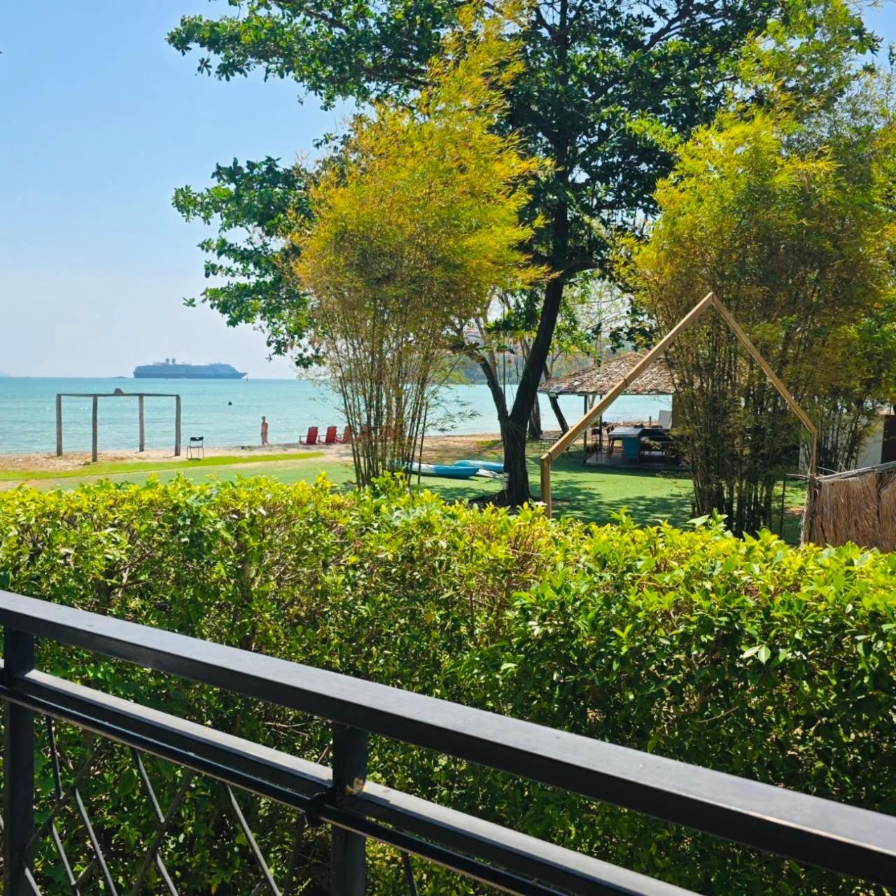 Charcoal Panwa Beach Phuket Ban Tha Khreng Εξωτερικό φωτογραφία